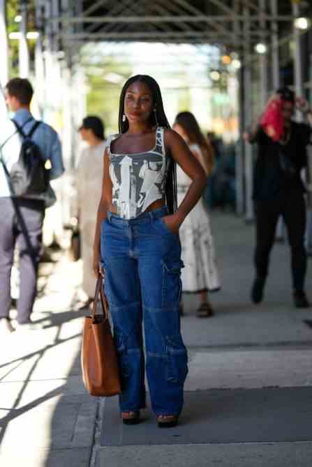 Baggy-Jeans NYFW Streetstyle