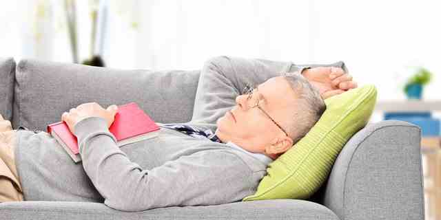 Eine neue Studie untersuchte die langfristigen Auswirkungen von chronischem Schlafentzug – im Vergleich zu einer kurzfristigen Unterbrechung des Schlafs über einige Tage.