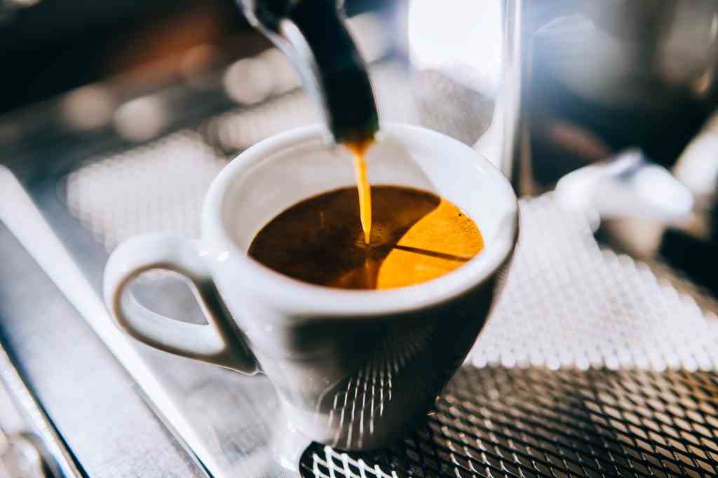 Kaffeetrinker freuen sich: Ihre Angewohnheit ist nicht schlecht für Sie, sagt Hensrud.
