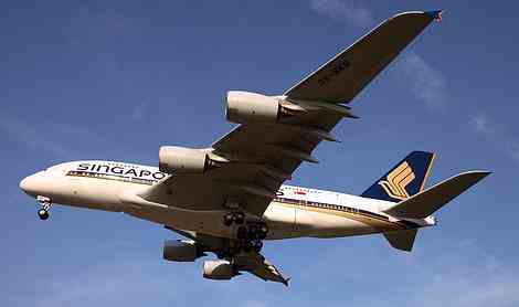 Abgebildet ist ein Airbus A380-800 von Singapore Airlines