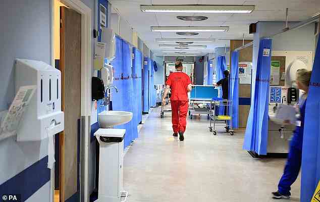 Neue NHS-Krankenhäuser könnten ohne Stationen gebaut werden, um sicherzustellen, dass alle Patienten private Räume erhalten, um Infektionen zu bekämpfen