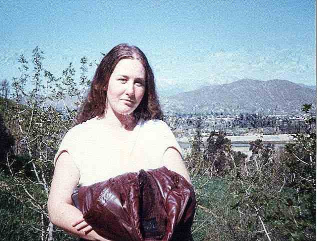 Colleen Stan, abgebildet, bevor sie 1977 von Cameron und Janice Hooker entführt wurde, fuhr per Anhalter zur Party eines Freundes, als sie von dem Paar abgeholt wurde
