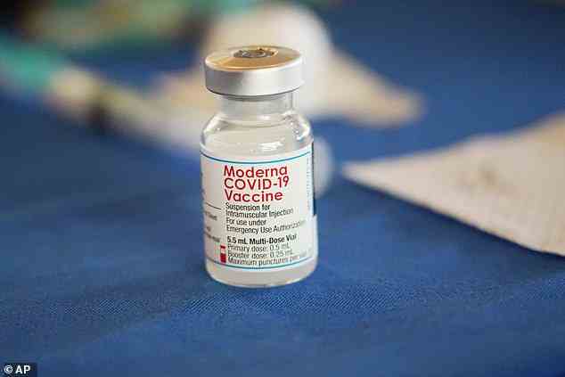 Moderna hat von der FDA die Notfallzulassung für seine Omicron-spezifischen COVID-19-Impfstoffe erhalten (Aktenfoto)