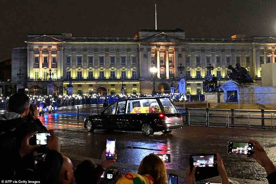 The coffin of Queen Elizabeth II arrives in the Royal Hearse at Buckingham Palace