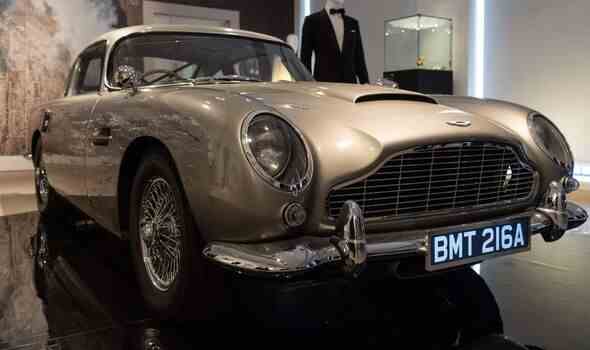 James-Bond-Auktion: Das Auto aus Keine Zeit zu sterben