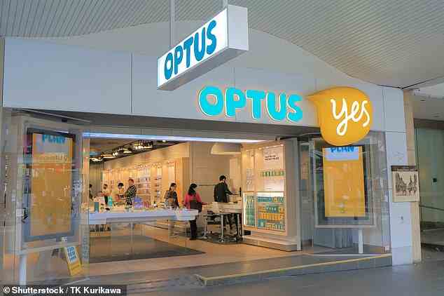 Rund 16.000 Optus-Kunden in NSW müssen ihre Lizenz ersetzen lassen – eine Zahl, die erstaunlich weniger ist als die 1,2 Millionen in Victoria und Queensland (Archivbild)