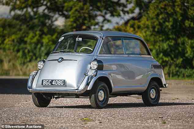 As a result, BMW went about extending the Isetta's chassis and bodywork to create the 600
