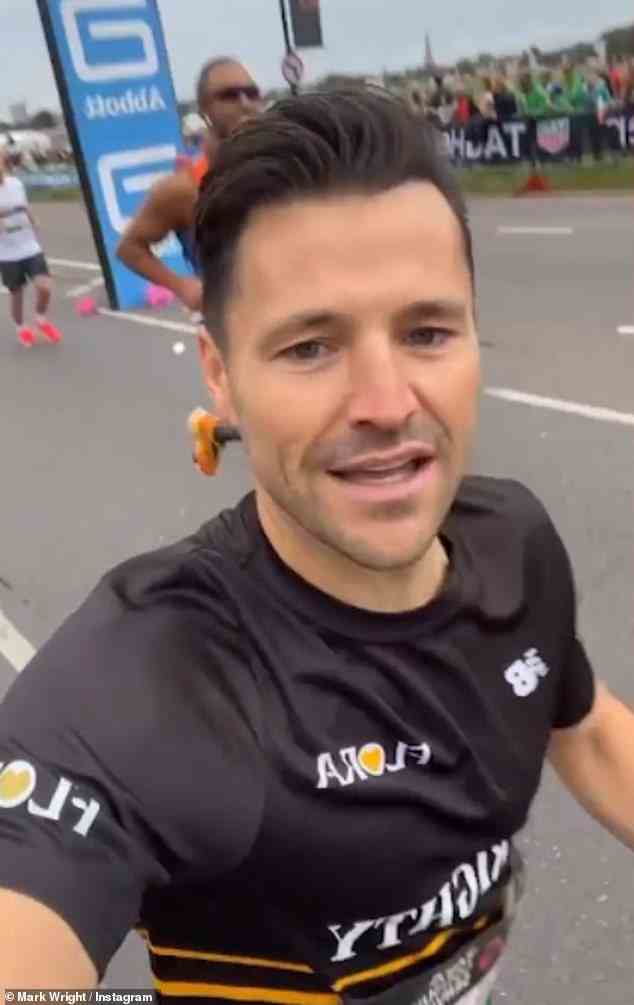 Laufen: Mark nutzte den ganzen Tag seine Instagram Stories, um seine Fans mit Videos im Selfie-Stil auf dem Laufenden zu halten, verriet aber nicht seinen Platz im Rennen