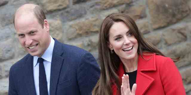 Kate Middleton und Prinz William waren zuvor der Herzog und die Herzogin von Cambridge.
