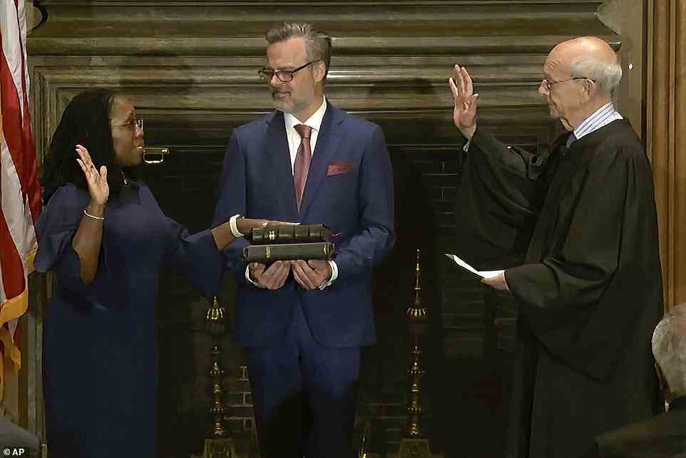 Retiring Supreme Court Justice Stephen Breyer administered the Judicial Oath to his replacement, Jackson Brown, in June as her husband, Patrick Jackson, held the Bible