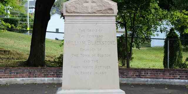 A monument to William Blackstone in Cumberland, Rhode Island. He was the first European settler of both Boston, Massachusetts, and the state of Rhode Island. He died in Cumberland in 1675. 