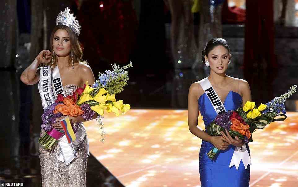 He claimed that Miss Colombia Ariadna Gutierrez (left) had earned the title, when in reality, the real winner was Miss Philippines Pia Alonzo Wurtzbach (right)