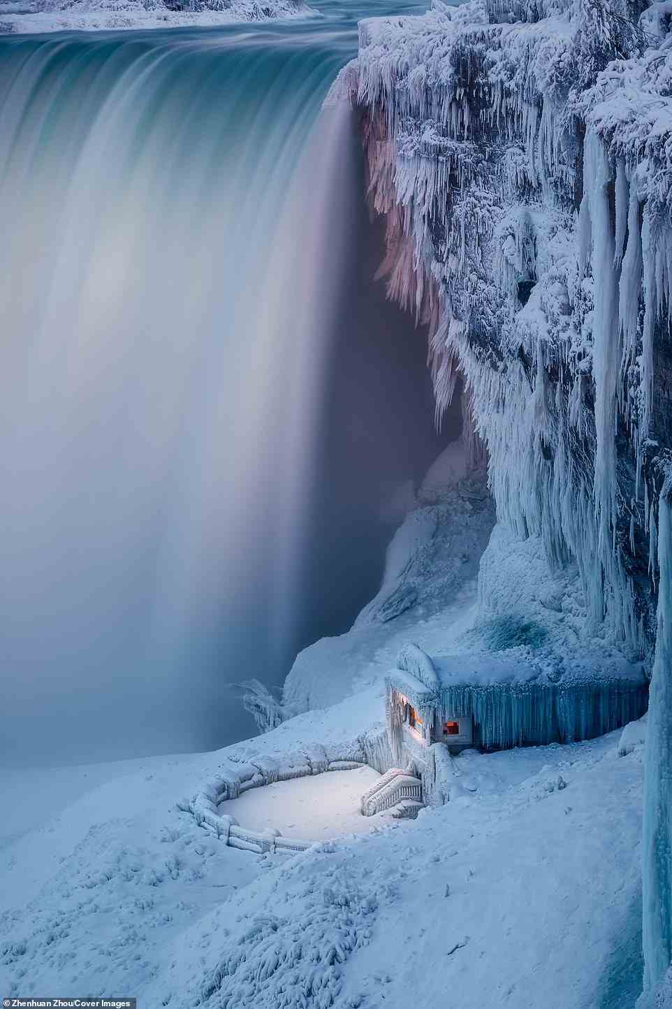 Der zweite Preis ging an Zhenhuan Zhous „Frozen“ für sein atemberaubendes Bild der Niagarafälle