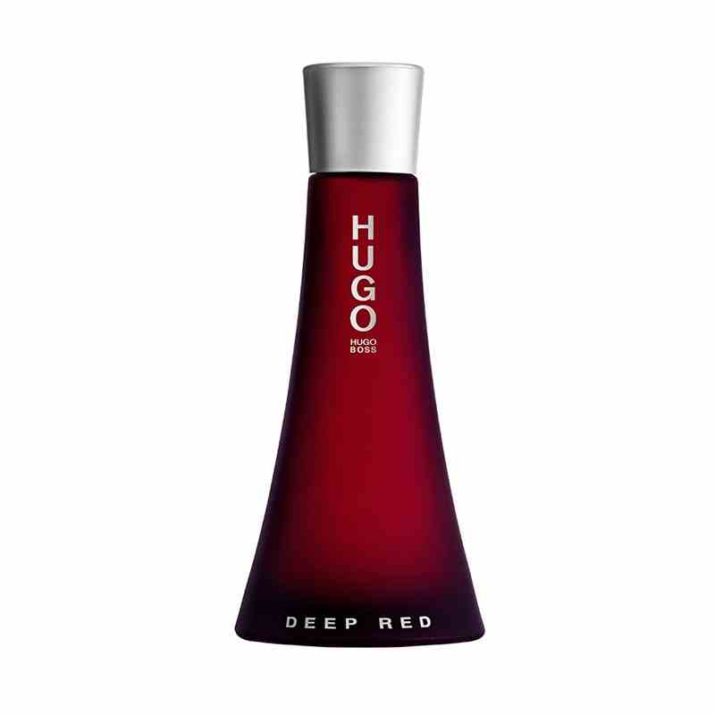 Eine rote, schlanke Parfümflasche des Hugo Boss Deep Red Eau de Parfum auf weißem Hintergrund