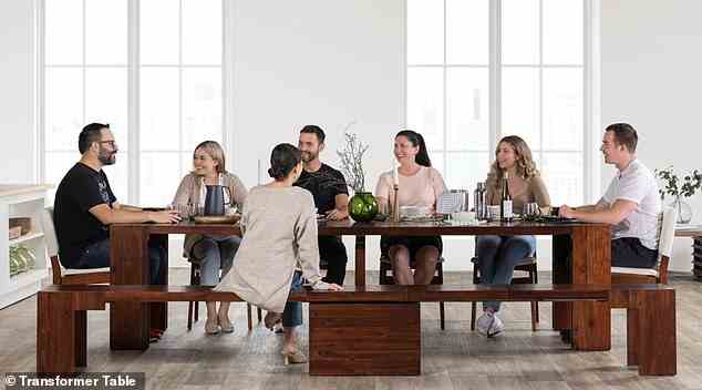 Der aus Massivholz gefertigte ausziehbare Tisch ist ein luxuriöses Möbelstück, das 12 Gästen bequem Platz bietet