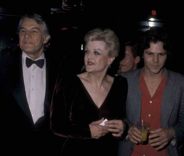 Schauspielerin Angela Lansbury, Ehemann Peter Shaw und Sohn Anthony Shaw im Jahr 1979.
