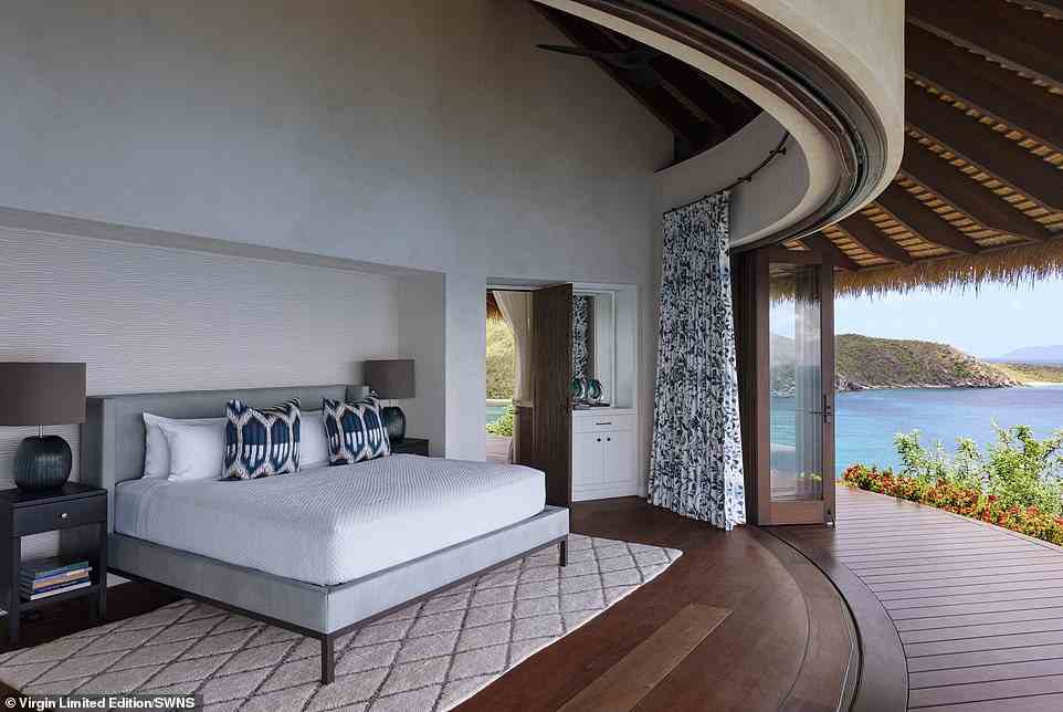 Die zweistöckige Master Suite (im Bild) ist kreisförmig gestaltet und verfügt über eine umlaufende 360-Grad-Terrasse