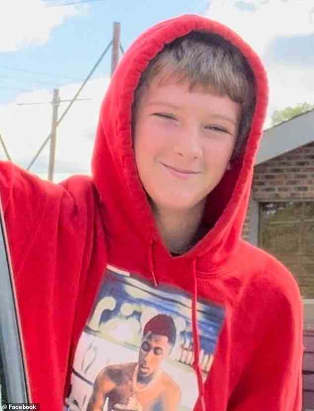 Tyler Phillips (oben), 13, aus Medford, New York, wurde von einem grauen SUV angefahren, nachdem er seine Schwester aus dem Weg geschoben hatte
