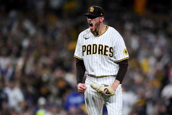 Joe Musgrove von Padres reagiert, nachdem er in der NLDS einen Strikeout gegen die Dodgers bekommen hat.