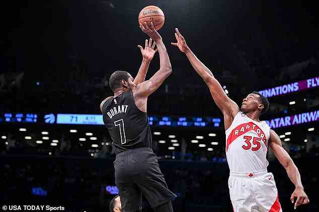 Kevin Durant brach ein Unentschieden mit einem 3-Zeiger mit 56 Sekunden vor Schluss, als er den Brooklyn Nets zum Sieg verhalf