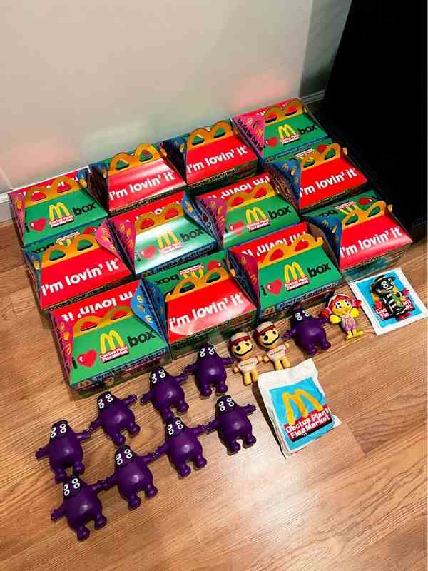 Sammlung von McDonald's Happy Meal Toys für Erwachsene zum Verkauf