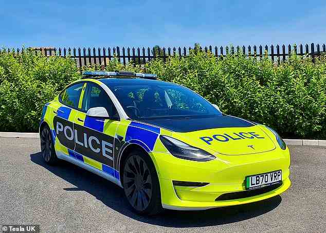 Tesla hat dieses Jahr eine modifizierte Elektrolimousine des Modells 3 im Wert von 60.000 £ ausgeliehen, damit die Polizeikräfte testen können, ob sie glauben, dass das Fahrzeug eine nützliche Ergänzung als Streifenwagen sein wird