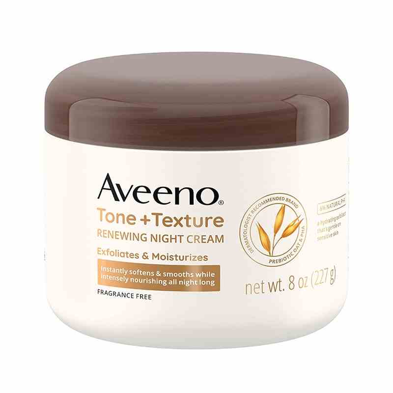 Eine cremefarbene und braune Dose der Aveeno Tone + Texture Renewing Night Cream auf weißem Hintergrund