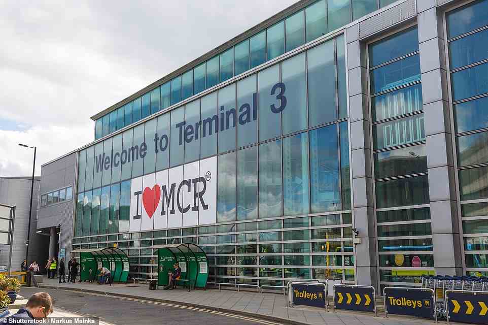 Manchester Terminal 3, das auf dem letzten Platz liegt, erhält einen niedrigen Stern für die Warteschlangen an der Sicherheitskontrolle, die Sitzplätze, die Preise in den Geschäften und das Angebot an Geschäften
