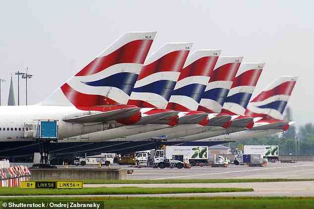 Erholung: Der Eigentümer von British Airways gab bekannt, dass die Einnahmen in den drei Monaten bis September 7,3 Milliarden Euro (6,3 Milliarden Pfund) betrugen, ein Anstieg von 0,9 Prozent gegenüber dem entsprechenden Zeitraum vor drei Jahren