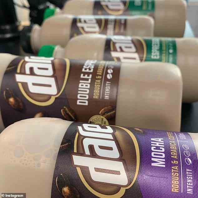 Bega Dairy and Drinks hat 750-ml-Flaschen mit vier verschiedenen Geschmacksrichtungen von Dare Iced Coffee aus den Regalen gezogen