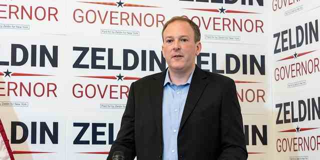 Kandidat der Republikanischen und Konservativen Parteien für die Pressekonferenz von Gouverneur Lee Zeldin zum Thema Debatten im Wahlkampfhauptquartier von Zeldin NYC. 