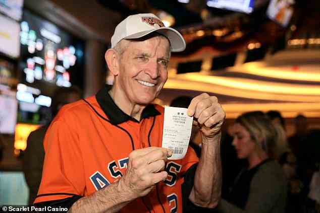 Jim McIngvale aus Houston, Texas, hat 10 Millionen Dollar auf den Astros gesetzt, um alles zu gewinnen