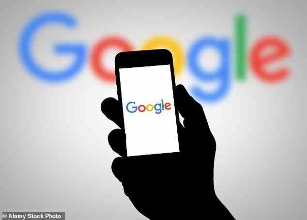 Mayer lobte Google für seine Anzeigen und sagte, dass sie manchmal besser seien als organische Ergebnisse und dass nur 80 Prozent der Suchanfragen Anzeigen zeigten