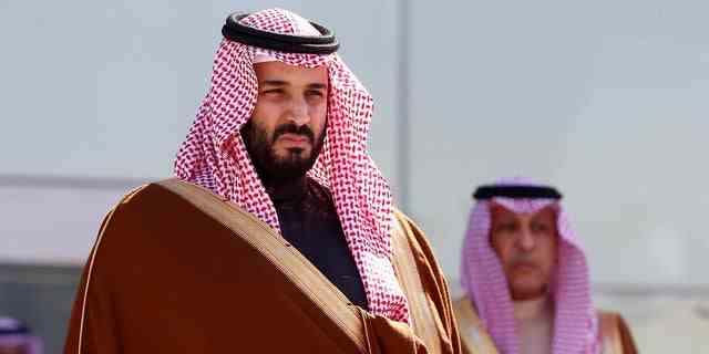 Der stellvertretende saudische Kronprinz Mohammed bin Salman nimmt am 25. Januar 2017 in Riad, Saudi-Arabien, an einer Abschlussfeier und einer Flugschau zum 50. Jahrestag der Gründung des King Faisal Air College teil.