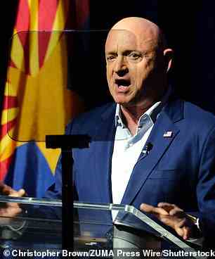 Im Senatswettbewerb von Arizona liegt der demokratische Amtsinhaber Mark Kelly in Führung, da die Stimmen ausgezählt werden