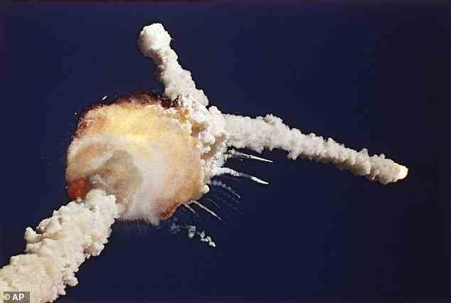 Das Shuttle explodierte nur 73 Sekunden nach dem Start aufgrund einer Fehlfunktion und die ganze Welt sah entsetzt zu, wie es über dem Atlantik zerfiel