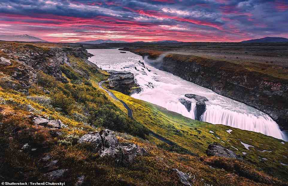 Ailbhe has a chance to feast her eyes on the magical Gullfoss waterfall, a tiered drop on the Hvita River that thunders into an enormous canyon
