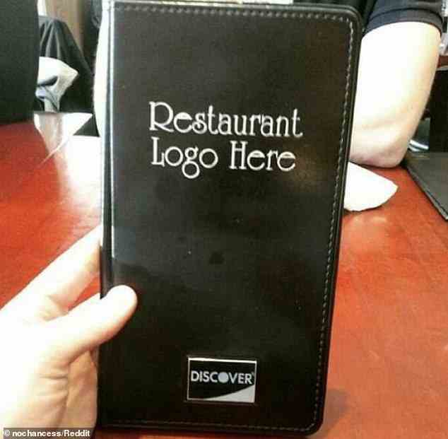 Dieses Restaurant, von dem angenommen wird, dass es sich in den USA befindet, wollte eindeutig das Logo des Unternehmens auf die Speisekarte drucken – aber jemand war nicht intelligent genug, um es herauszufinden