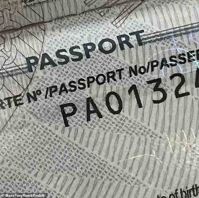 Flugverbotszone!  Einige spanische Reisende waren verblüfft, nachdem sie einen Fehler in ihrem Pass entdeckt hatten, auf dem PaO statt „PAO“ stand.