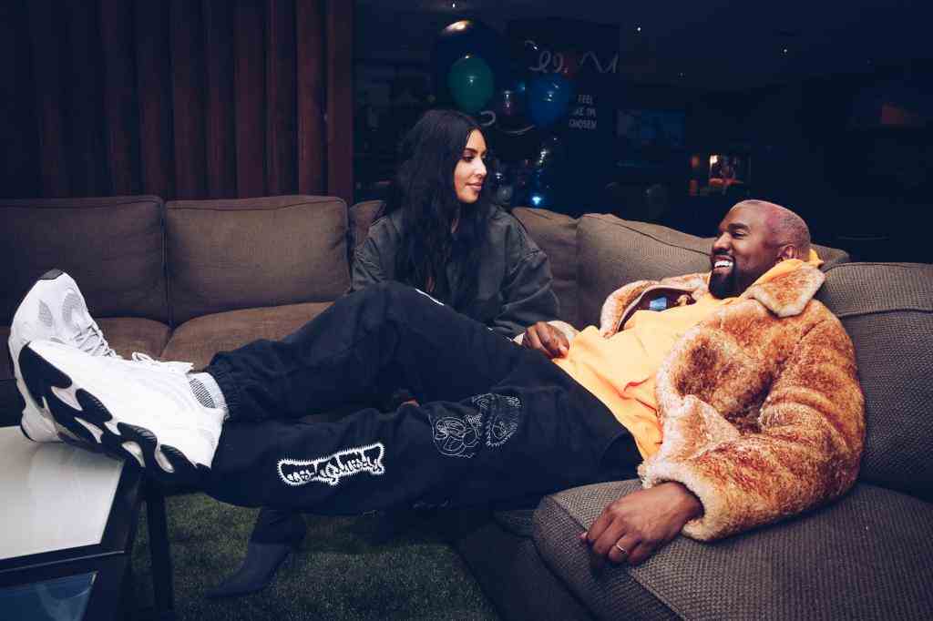 Kim Kardashian und Kanye West besuchen die Travis Scott Astroworld Tour im Forum