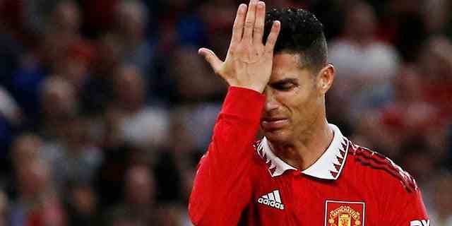 Cristiano Ronaldo von Manchester United reagiert in einem Europa-League-Spiel.