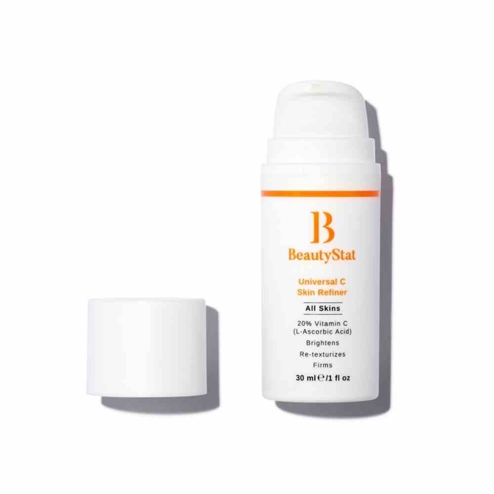 Beautystat Universal Vitamin C Skin Refiner auf weißem Hintergrund 