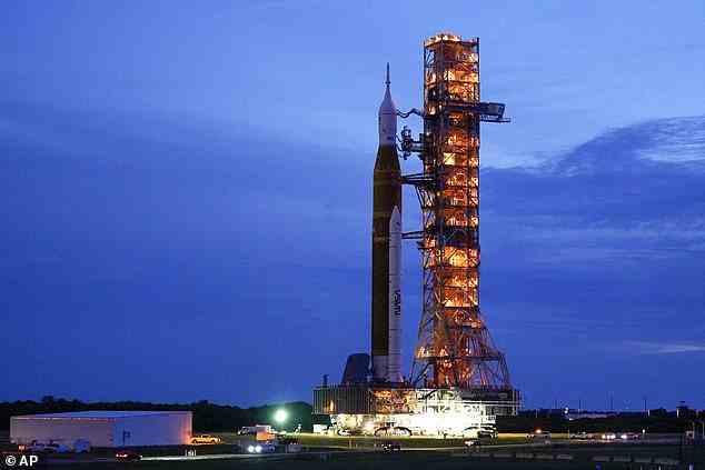 Die lange verzögerte Artemis-Mission der NASA zum Mond steht nun vor einer neuen potenziellen Hürde – dem Ablauf der Booster der Rakete, der Mitte Dezember droht