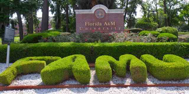 Eingangsschild der Florida A&M University. 