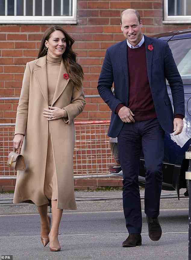 Der Prinz und die Prinzessin von Wales (abgebildet während eines Besuchs in The Street in Scarborough Anfang dieses Monats) werden die USA besuchen – wobei die Reise als Chance gesehen wird, das Ansehen der Monarchie in den USA zu verbessern