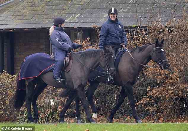 Prinz Andrew wurde heute Morgen beim Reiten in Windsor abgebildet