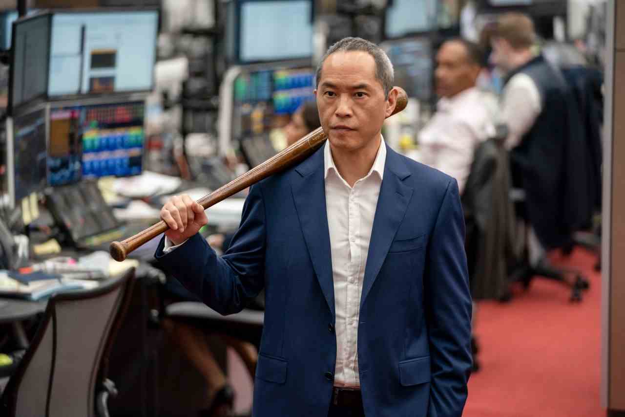 Leung, carrying a baseball bat in Season 1 of HBO's "Industry."