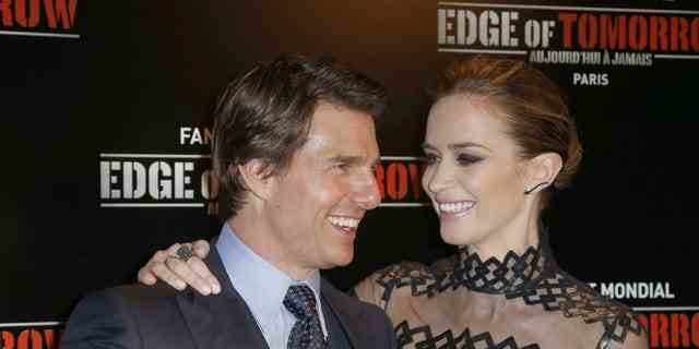 Emily Blunt geriet in Panik "Kante von morgen" eingestellt, aber Tom Cruise sprach sie aus Angst nieder.