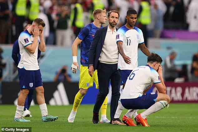 England aus Southgate schied am Samstag im Viertelfinale gegen Frankreich aus der Weltmeisterschaft aus