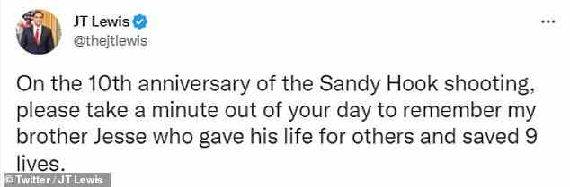 Am Mittwoch schrieb JT diese Hommage an den 10. Jahrestag der Sandy-Hook-Schießerei, bei der 20 Kinder und sechs Erwachsene ums Leben kamen